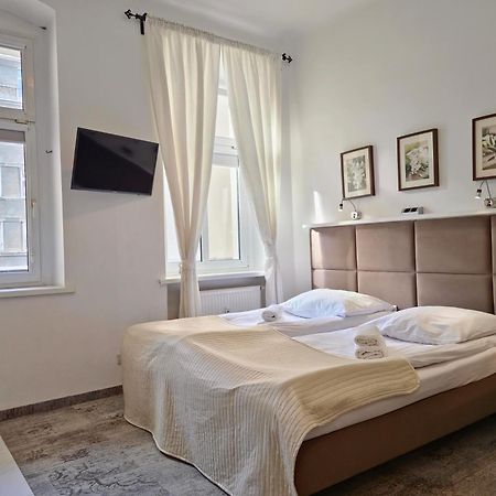 Apartamenty Velvet Poznan Bagian luar foto