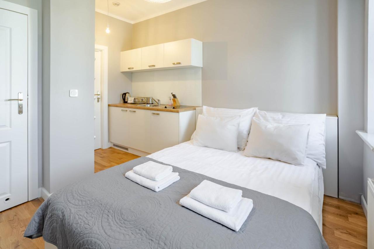 Apartamenty Velvet Poznan Bagian luar foto