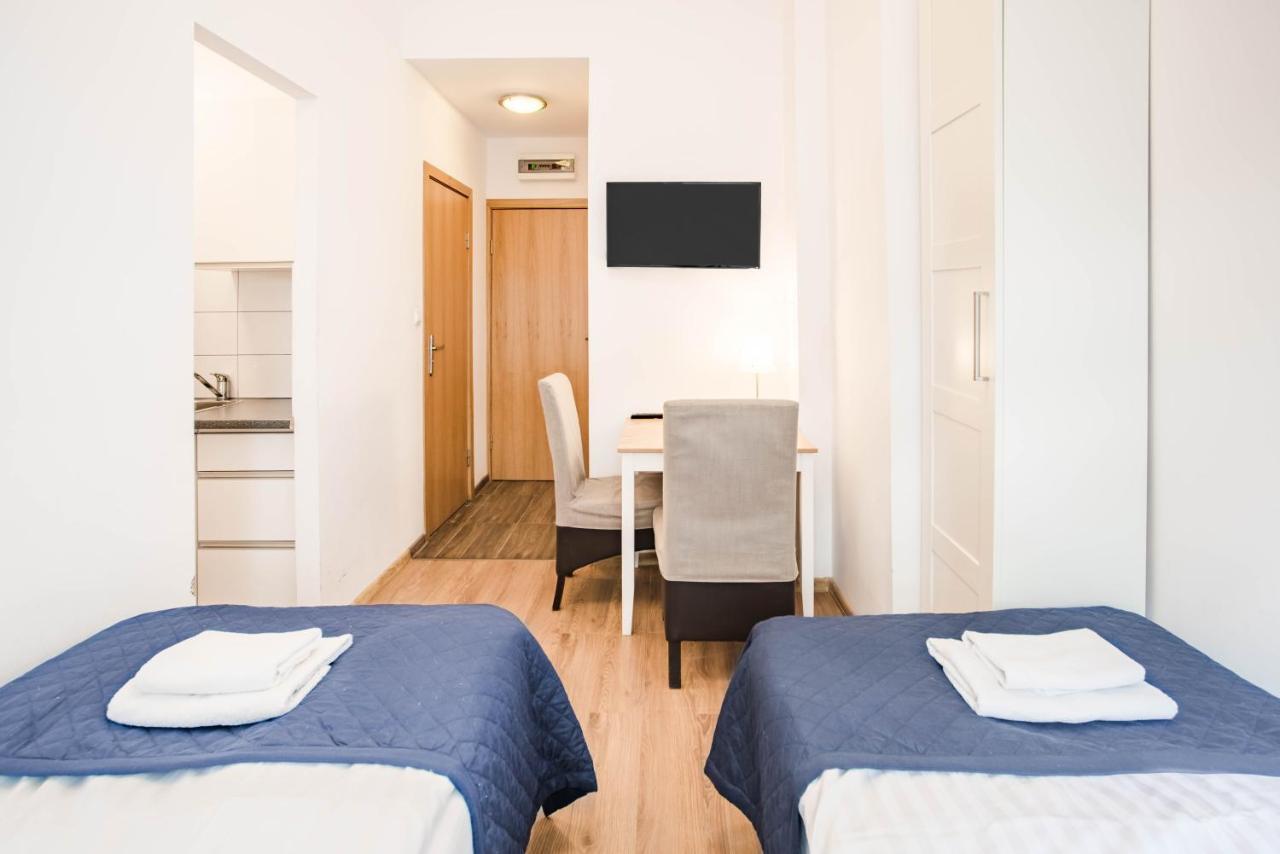 Apartamenty Velvet Poznan Bagian luar foto